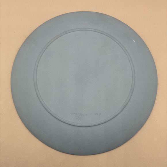 Wedgewood Jasperware Ulysses Staying The Chariot Of Victory Display Plate 6.5” - Picture 2 of 3